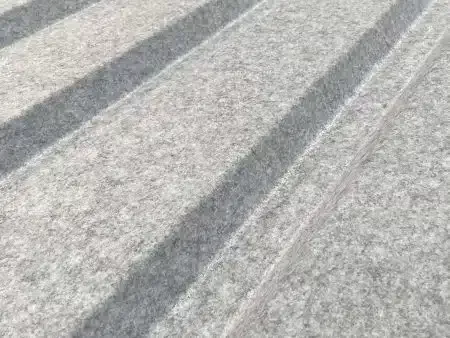 Vliesbeschichtung der Dachbleche